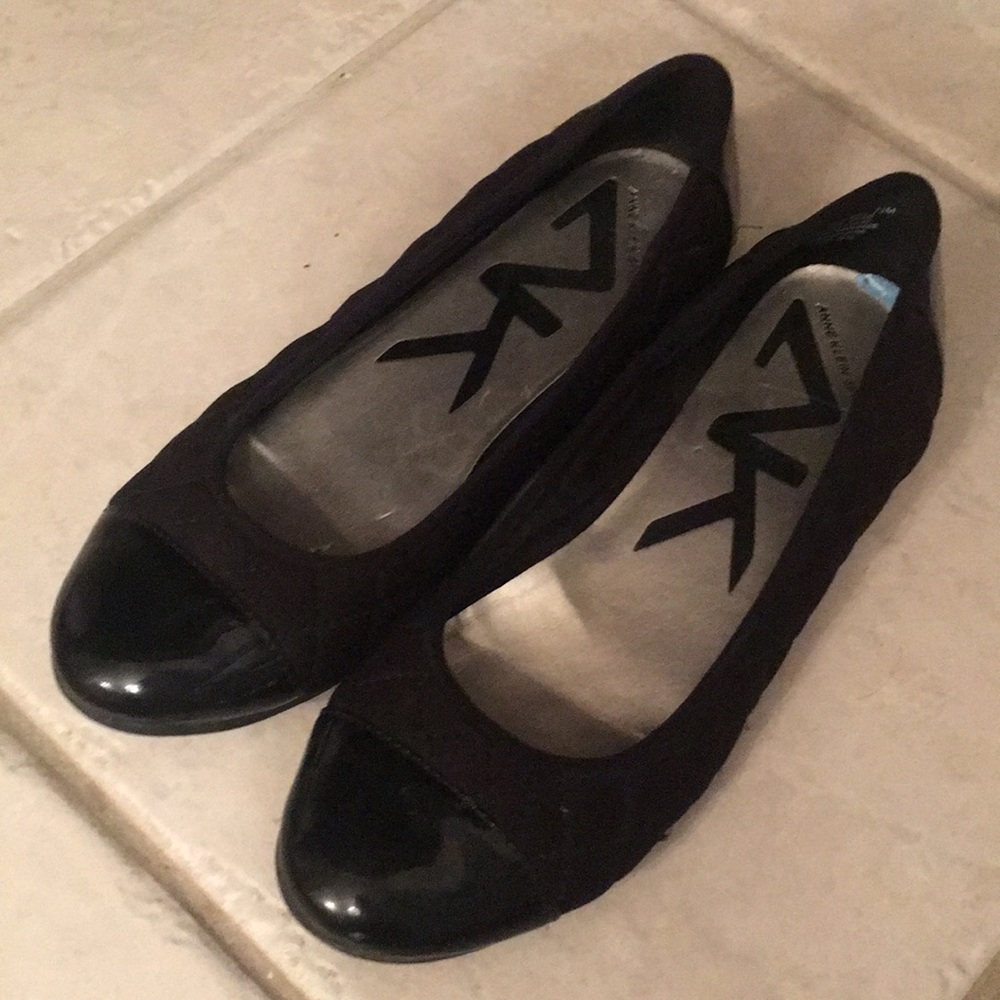 Anne Klein Sport Black Quilted Flats